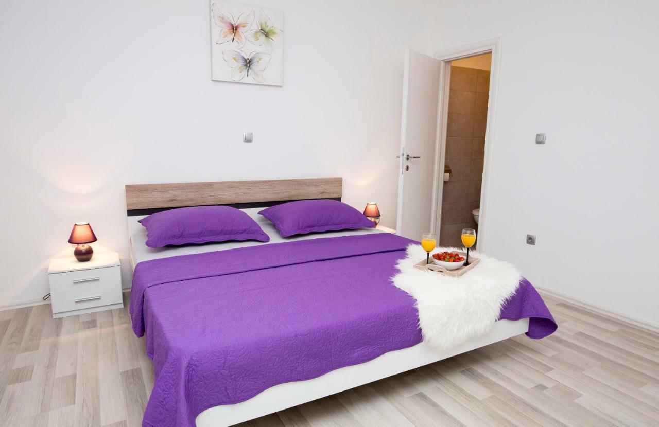 Holiday House M&A&K With Swimming Pool Kaštel Štafilić Extérieur photo